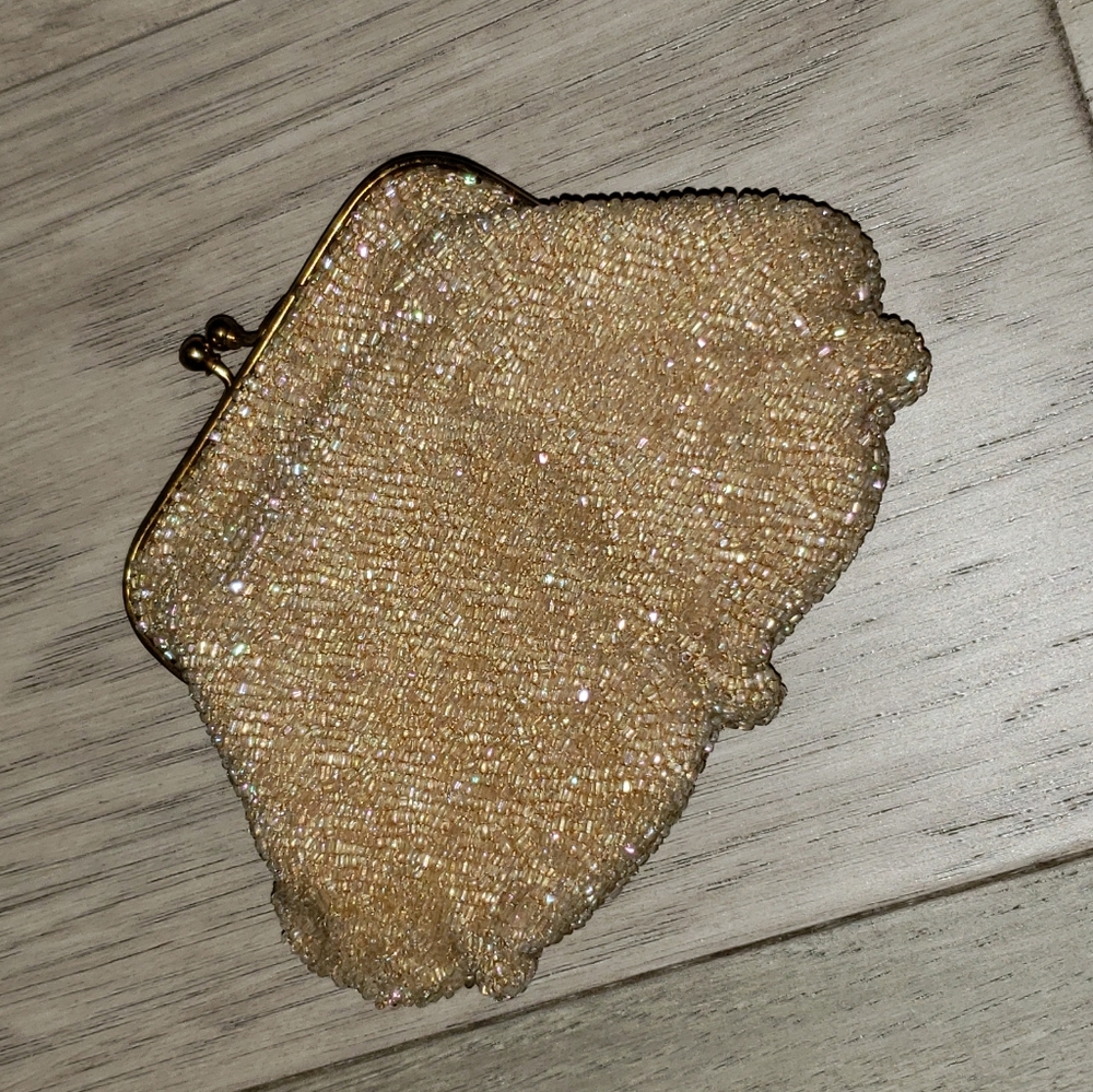 VINTAGE Small beaded coin Purse